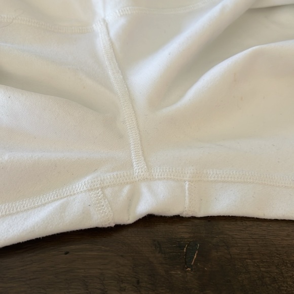 Alo yoga capri pants size M - Picture 4 of 7